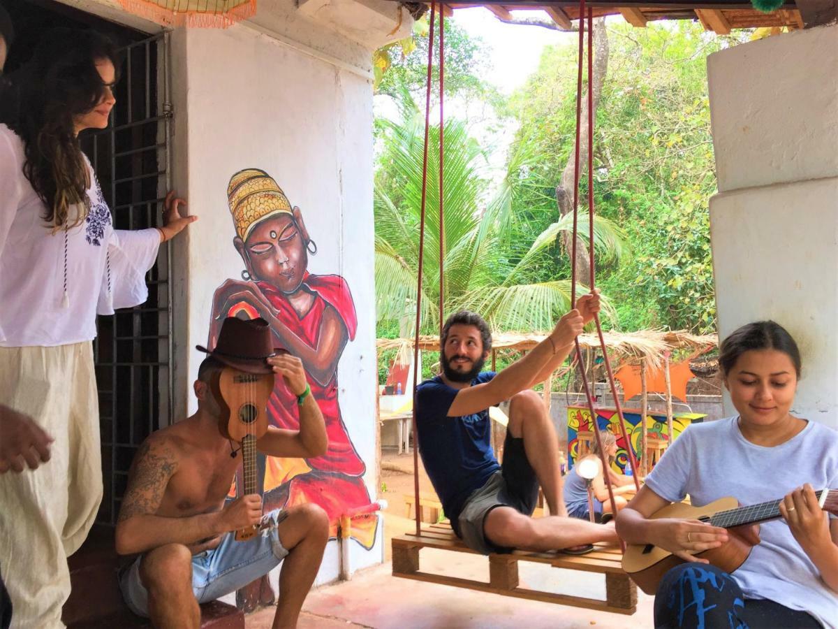 Folklore Hostel Goa Vagator Ngoại thất bức ảnh