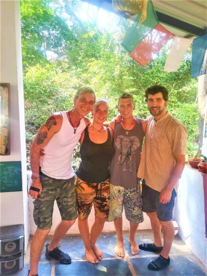 Folklore Hostel Goa Vagator Ngoại thất bức ảnh